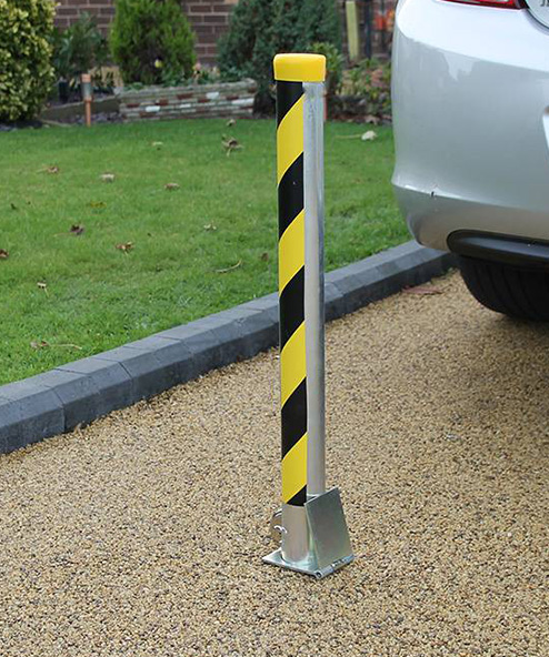Z4 removable parking post for driveway and parking space security